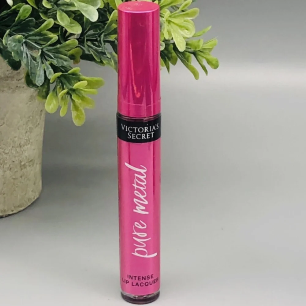 Victoria’s Secret Pure Metal Intense Lip Lacquer FLASH New